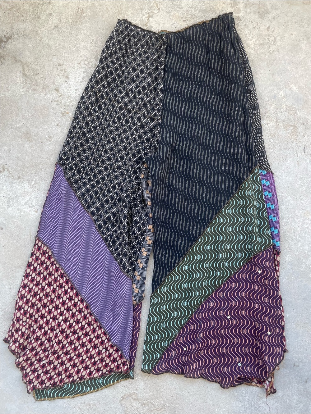 Nothing Matches Mixed-Print boho patchwork Women's Pants VTGsz 1